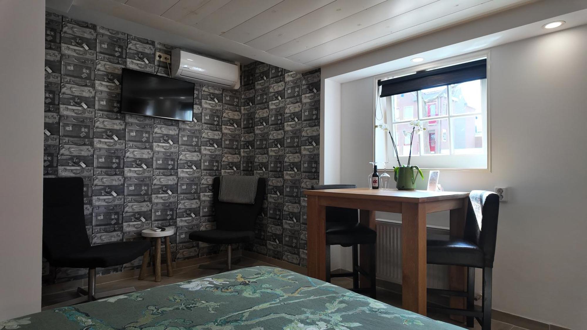 Bed And Breakfast Enkhuizen Room photo